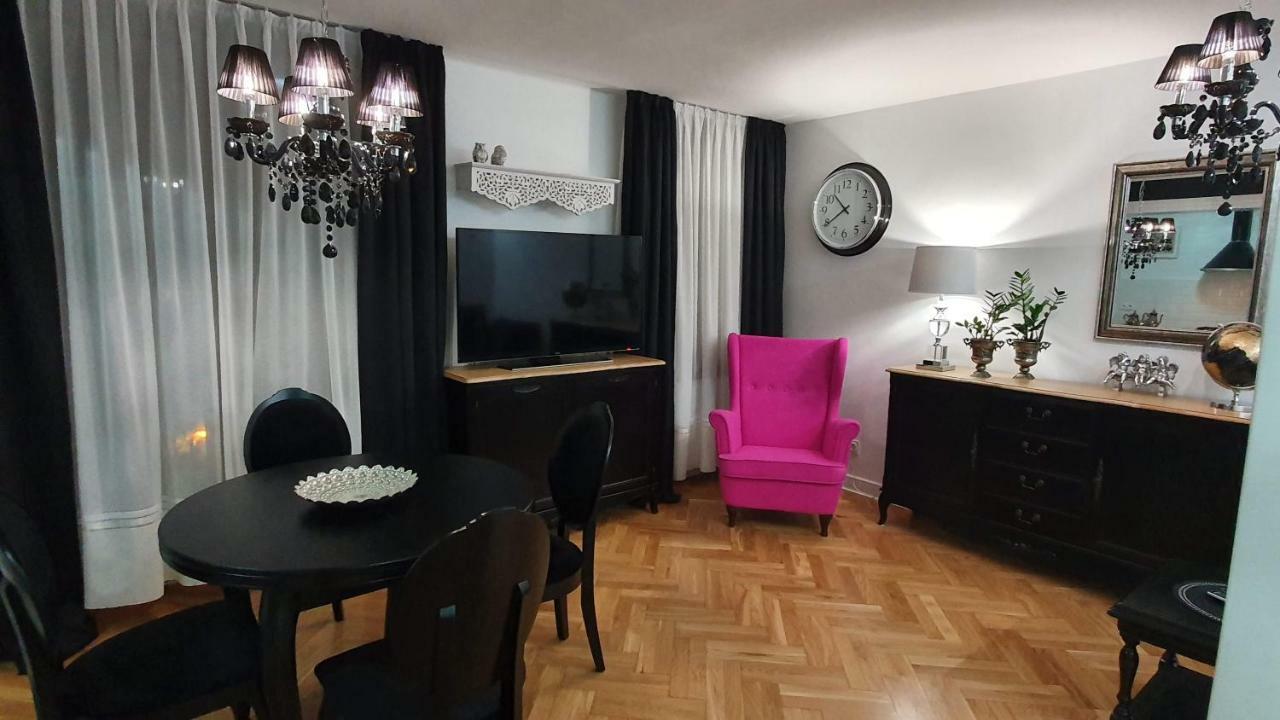 Lägenhet Apartament Twarda Warszawa