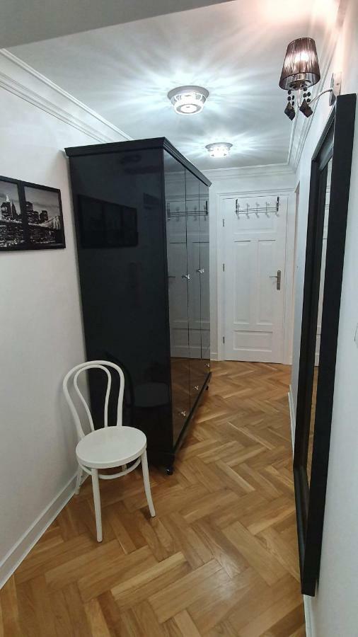 Lägenhet Apartament Twarda *