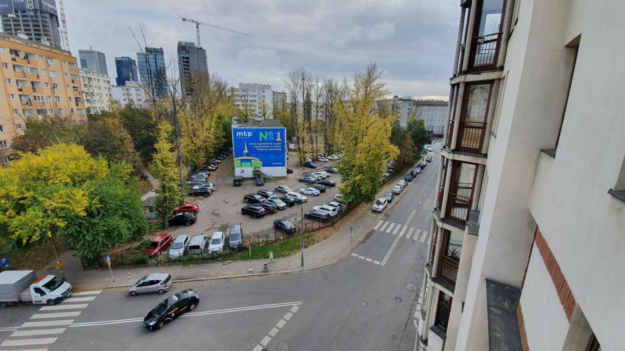 Lägenhet Apartament Twarda Warszawa